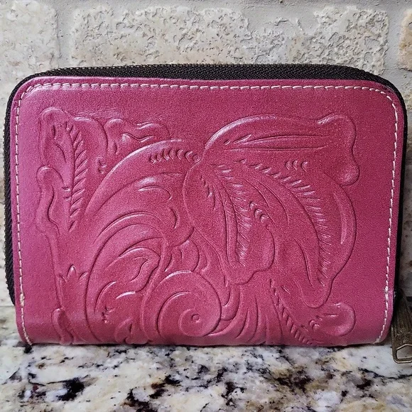 Patricia Nash Pink Tooled Fini Agenda